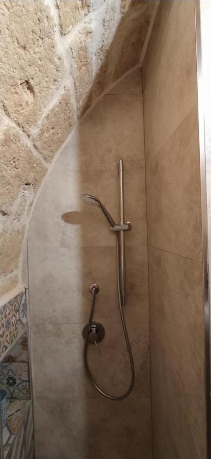La Mansio Del Vicolo Villa Mola di Bari Exteriör bild